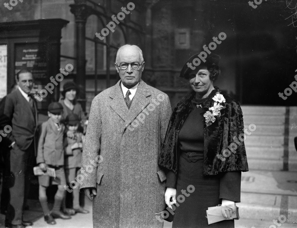 Major General William Lassiter marries Mrs Jeannette Fallen Johnson at ...