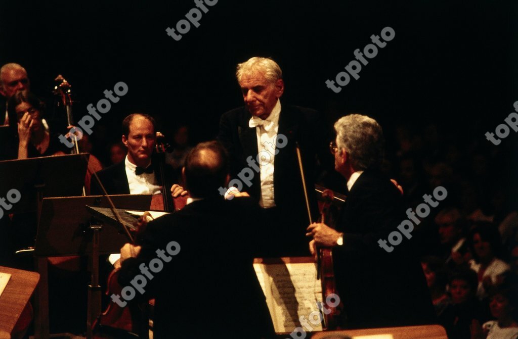 Bernstein, Leonard, 25.8.1918 - 14.10.1990, American Conductor ...