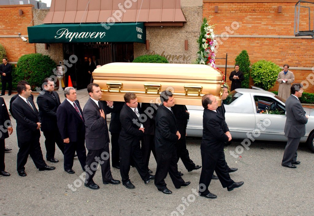 papavero funeral home queens ny