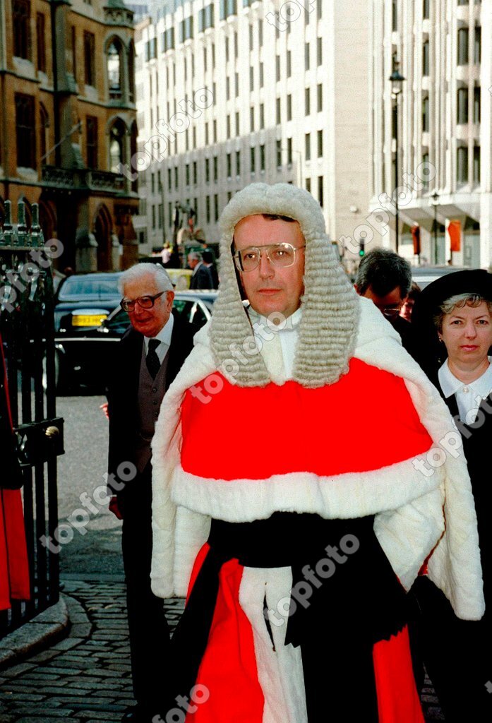 Mr chief justice and may it discount please the court