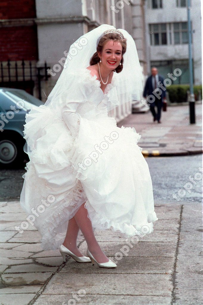 Ice Queen Wedding Dresses