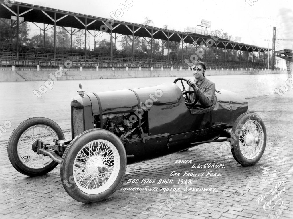 Indianapolis Motor Speedway 1923. L.L.Corum in a Fronty Ford TopFoto