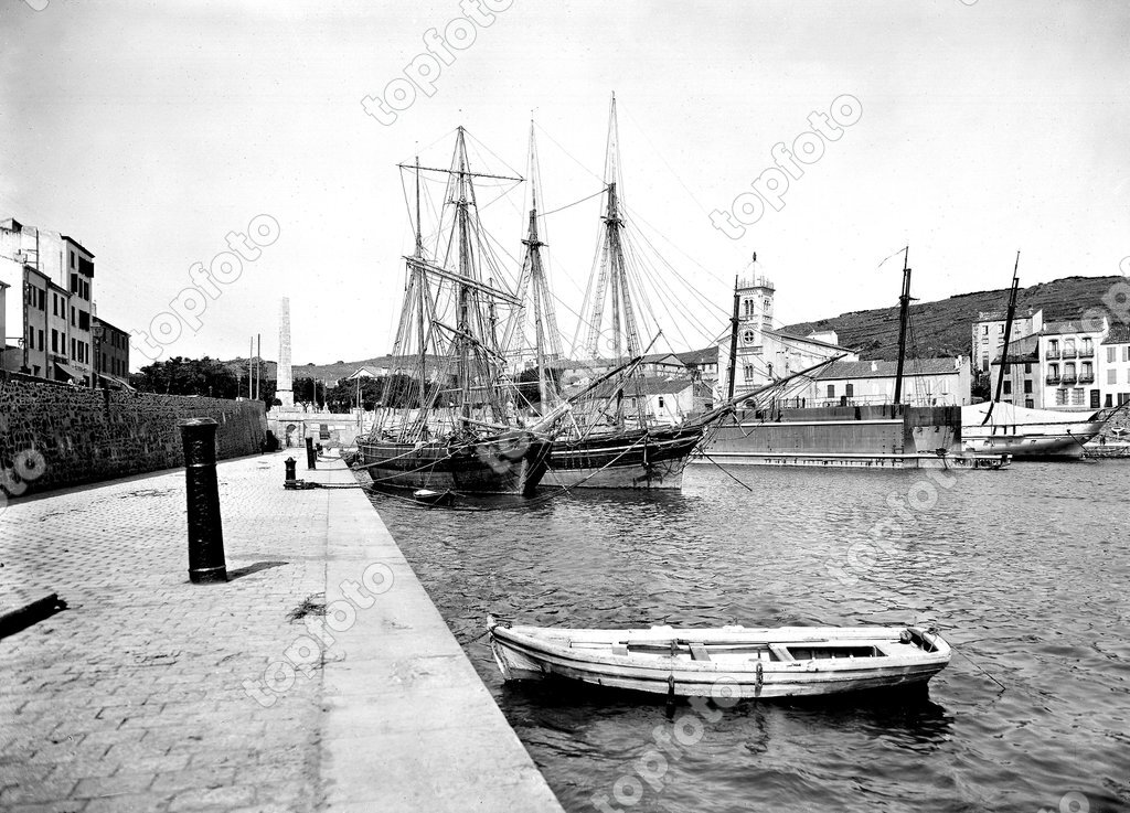 Port - Vendres (Port-Vendres). The old port. ND-265 - TopFoto